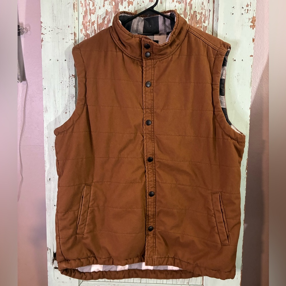Men's Brown rugged Union outdoor vest